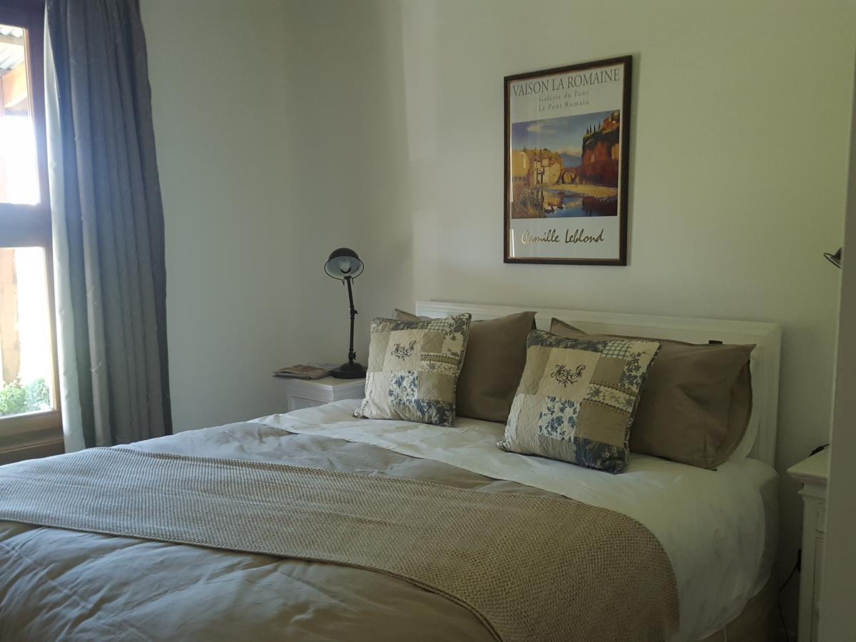 Bed and Breakfast Cromwell Lakeside B N B Экстерьер фото